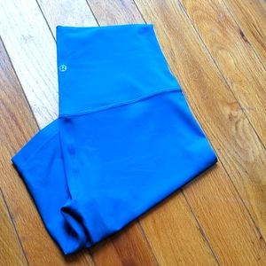 Lululemon align super high rise 10-in shorts. Color poolside. Size 10. HTF.